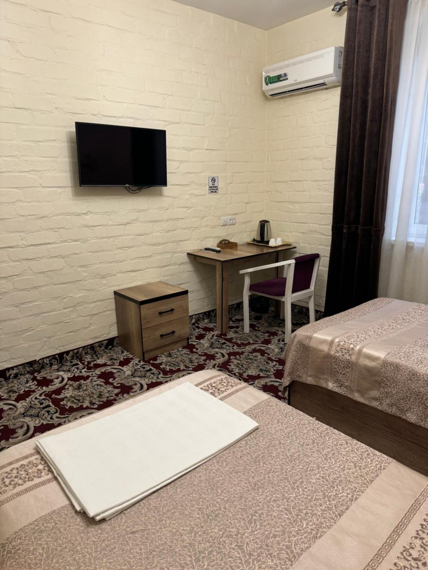 Hotel Orient Grand Tashkent Esterno foto